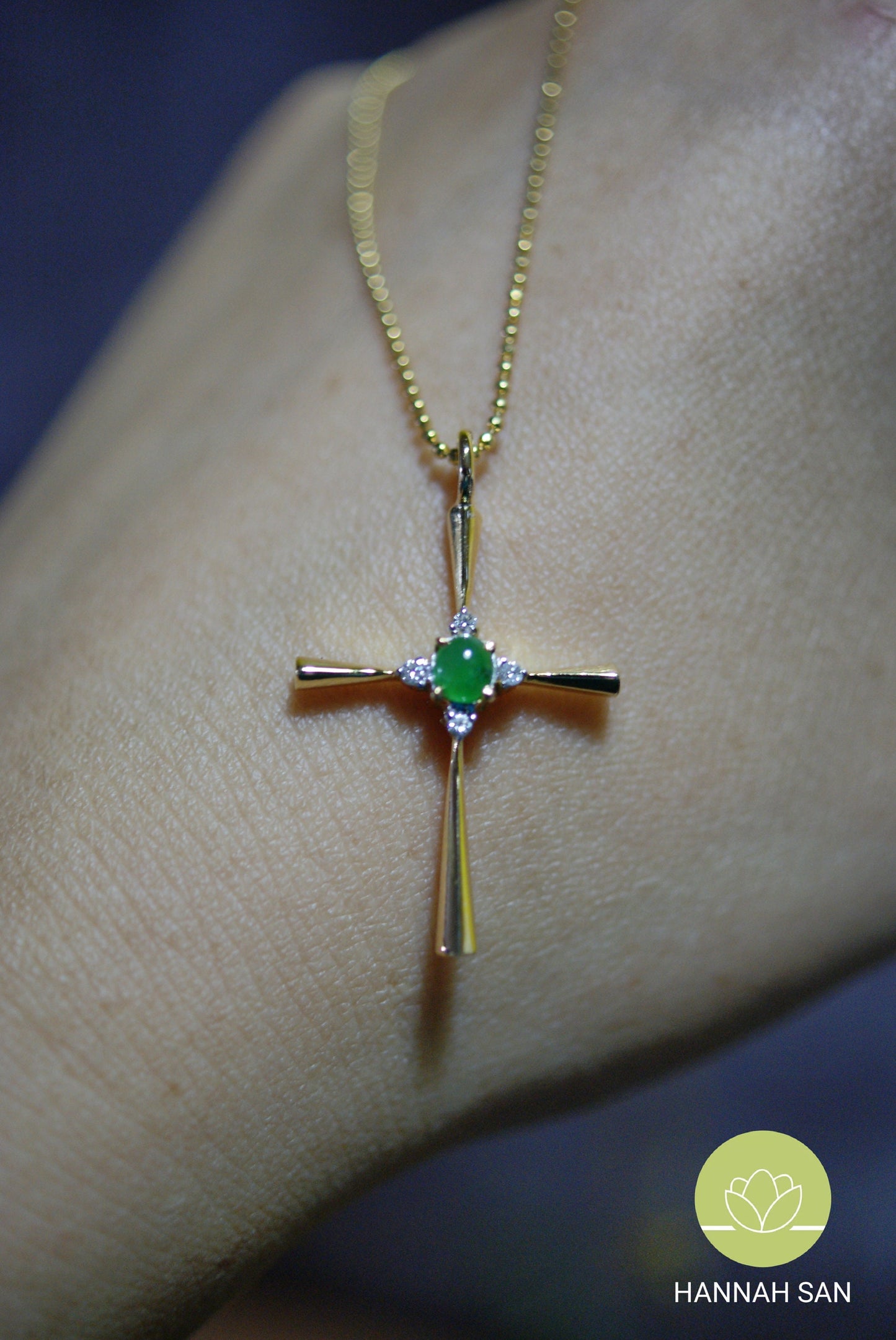 18K Gold Cross Pendant with Jadeite Jade