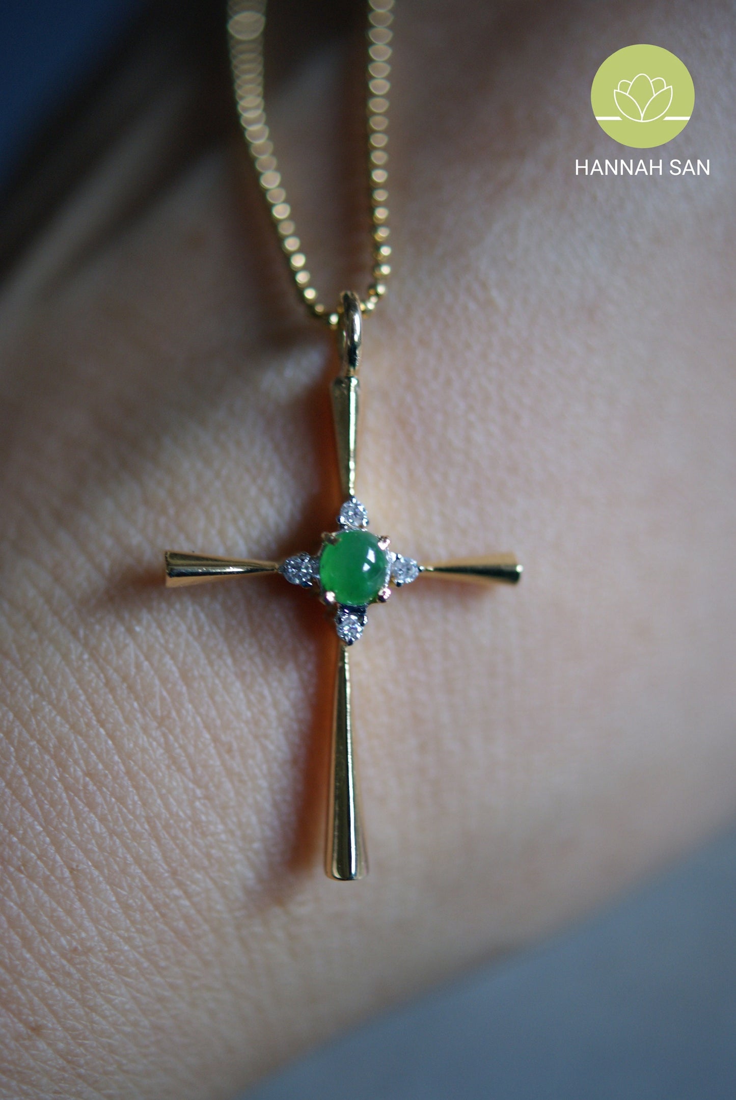 18K Gold Cross Pendant with Jadeite Jade